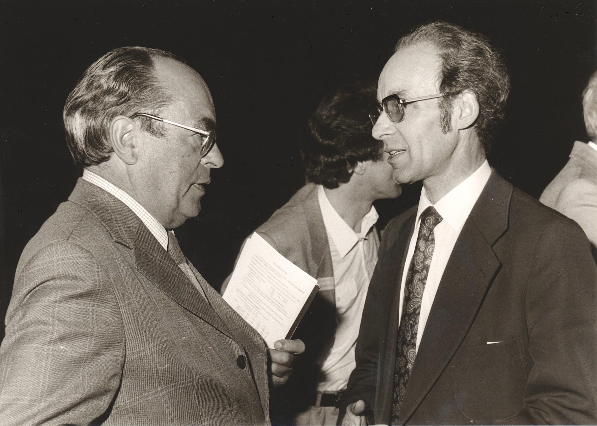 VIII. Internat. Imago Mundi-Kongress 1980, Innsbruck, rechts Dr. Günter Emde